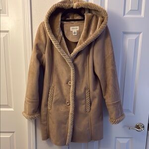 NWOT-St John’s Bay Tan Hooded Coat. Sueded Fabric w/Faux Fur Trim. Size L